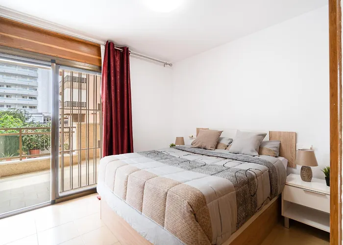 Turistmar - Amplio Apartamento En Salou Con Piscina, A 2 Minutos De La Playa
